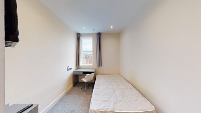 5 Bedroom Flat To Rent In Flat, Ormiston House, Pelham Street, Nottingham, NG1