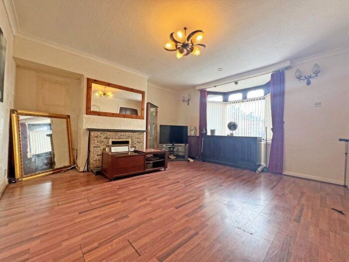 3 Bedroom End Of Terrace House For Sale In Greswold Street, West Bromwich, B71