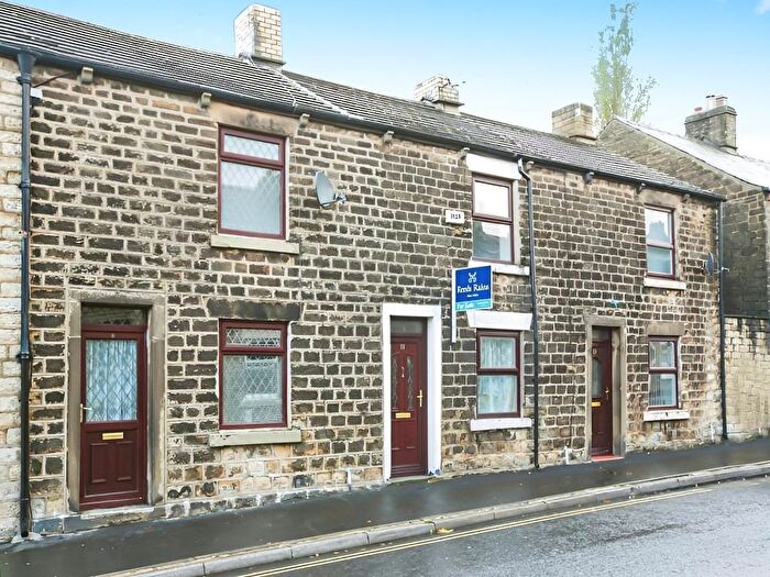 2 Bedroom Terraced House To Rent In Sheffield Road, Glossop, Derbyshire, SK13