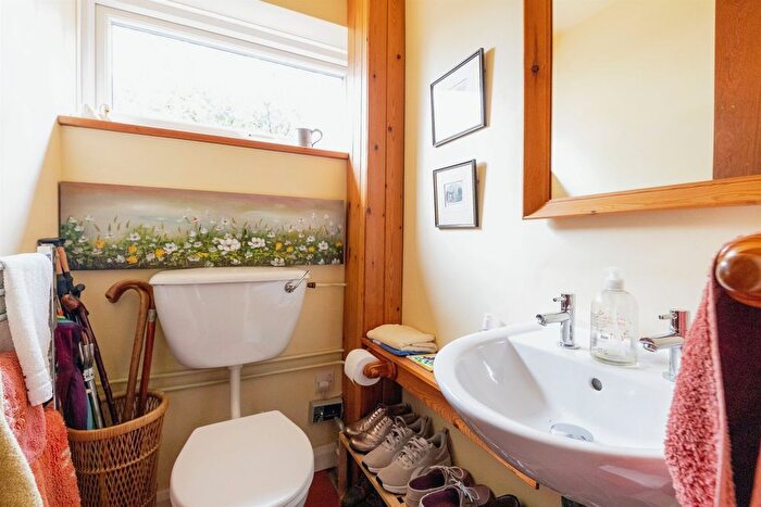 4 Bedroom Detached House For Sale In Stanley Road, Hertford, SG13