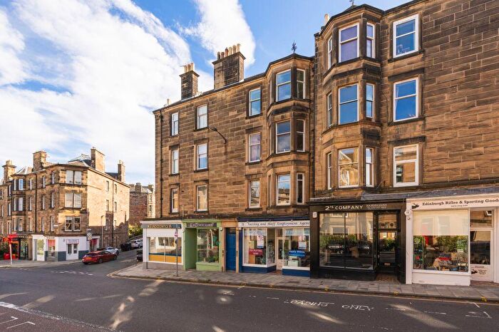 2 Bedroom Flat For Sale In Comiston Road, Edinburgh, EH10