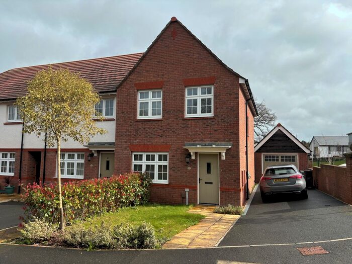 3 Bedroom End Of Terrace House To Rent In Foxglove Close, Newton Abbot, TQ12