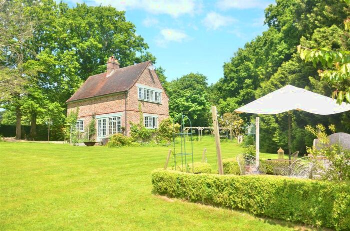 3 Bedroom Equestrian Property For Sale In Burwash Road, Broad Oak, Heathfield, TN21