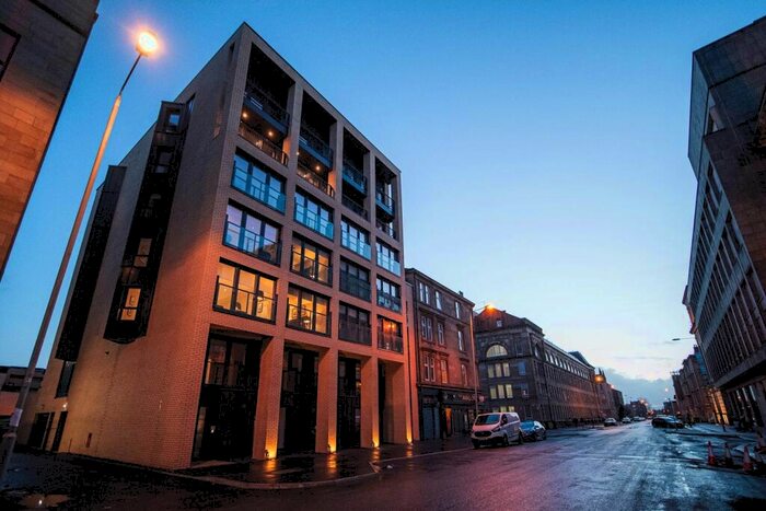 1 Bedroom Flat To Rent In Kent Road, Glasgow, G3