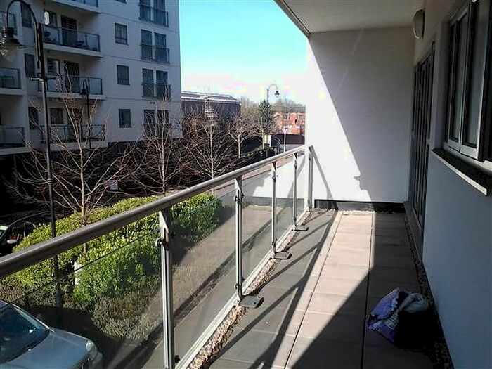 2 Bedroom Flat To Rent In Lonsdale, Wolverton, Milton Keynes, MK12