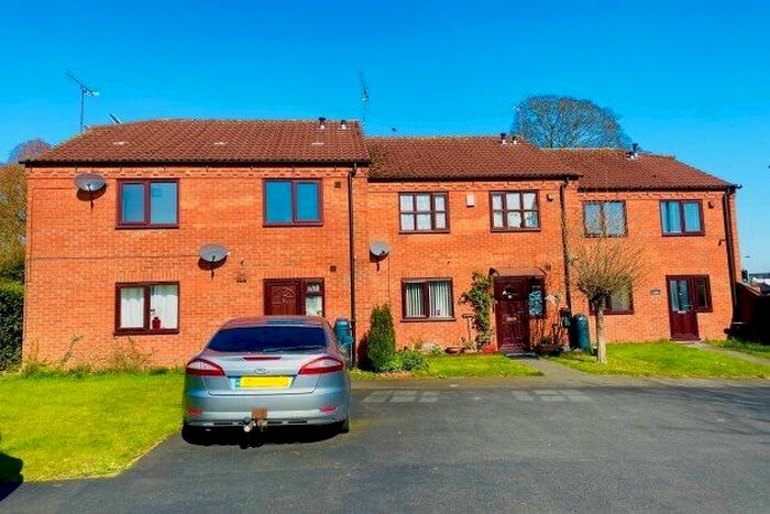 2 Bedroom Flat To Rent In Elmore Lane, Rugeley, WS15