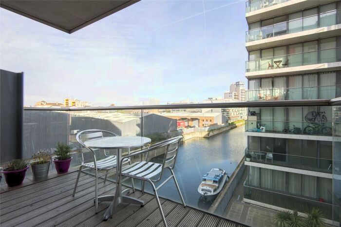 2 Bedroom Flat To Rent In Abbott's Wharf, Stainsby Road, London, E14