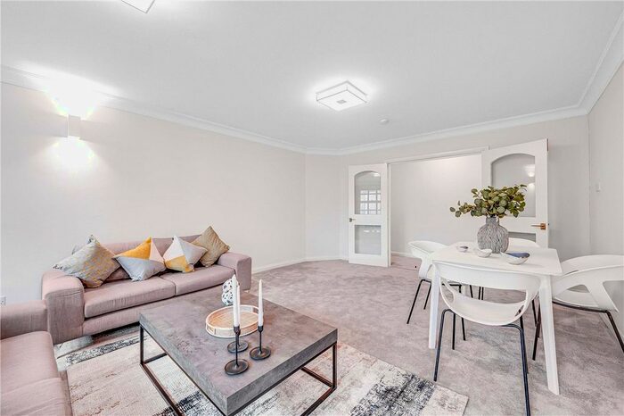 2 Bedroom Flat To Rent In Moxon Street, London, W1U