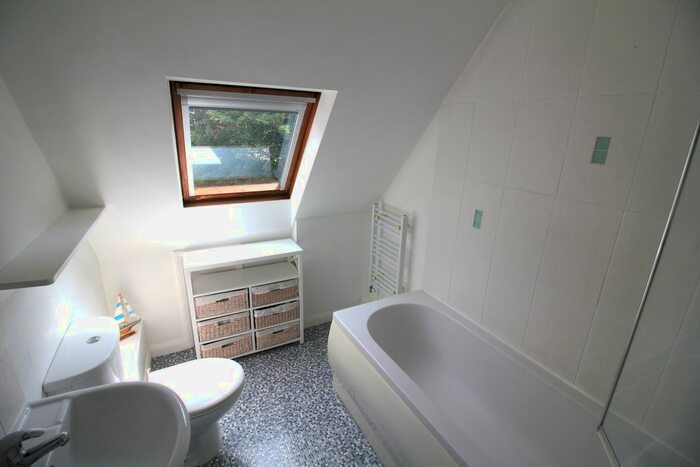 2 Bedroom Flat To Rent In St. Martins Close, Norwich, NR3