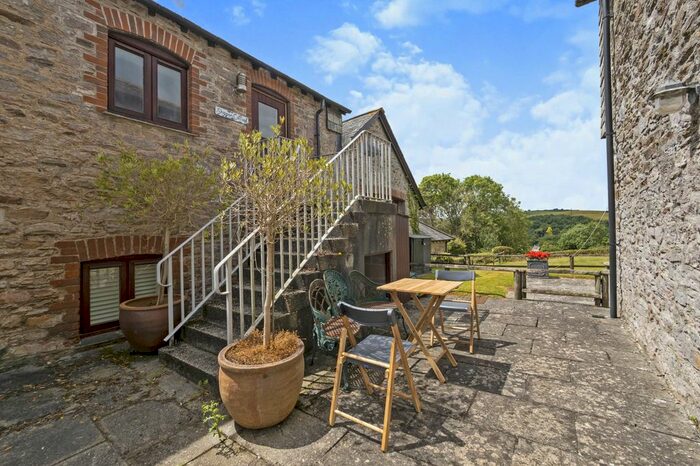 2 Bedroom End Of Terrace House For Sale In Riverside Road, Dittisham, Dartmouth, TQ6