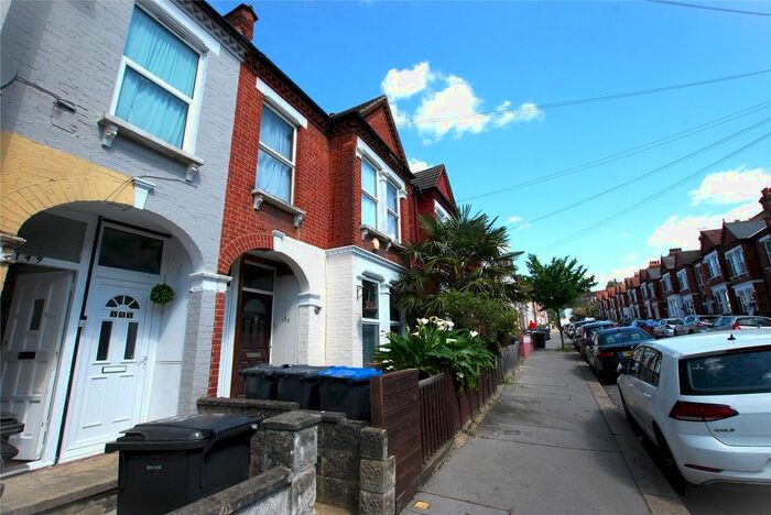 3 Bedroom Terraced House To Rent In Mersham Road, Thornton Heath, London, CR7