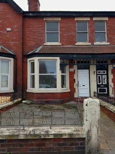 2 Bedroom Flat To Rent In Church Street, Blackpool, FY1