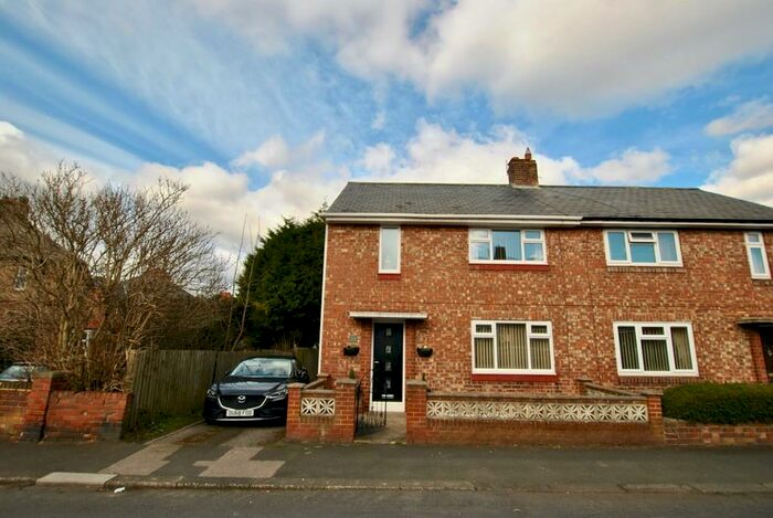 2 Bedroom Semi-Detached House To Rent In Wakenshaw Road, Durham, DH1