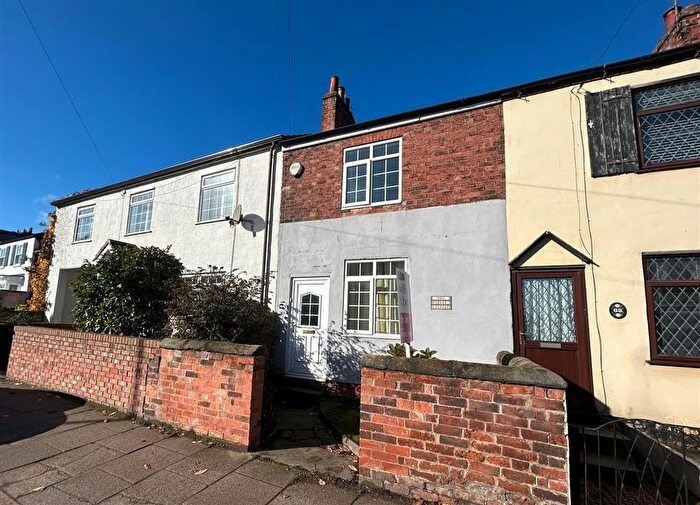 2 Bedroom Cottage To Rent In Station Road, Bawtry, Doncaster, DN10