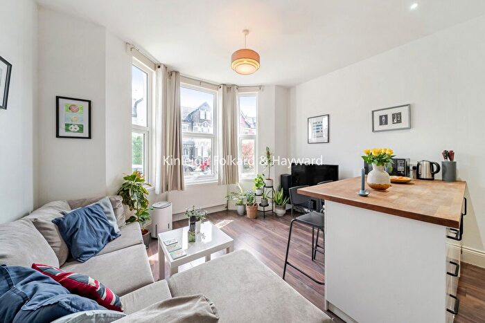 1 Bedroom Flat To Rent In Tankerville Road, London, SW16