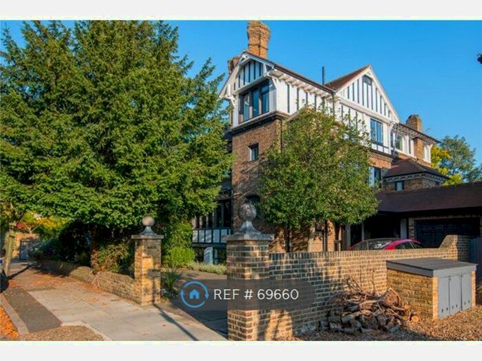 7 Bedroom Semi-Detached House To Rent In Heathcote Road, Twickenham, TW1