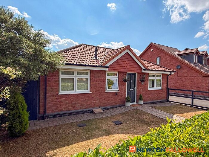 2 Bedroom Detached Bungalow For Sale In Church Street, Long Bennington, NG23