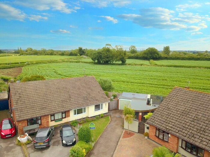 3 Bedroom Bungalow To Rent In Calver Crescent, Sapcote, Leicester, Leicestershire, LE9