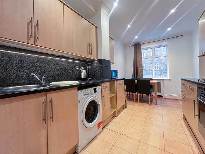 2 Bedroom Apartment To Rent In William Court, St John's Wood, NW8