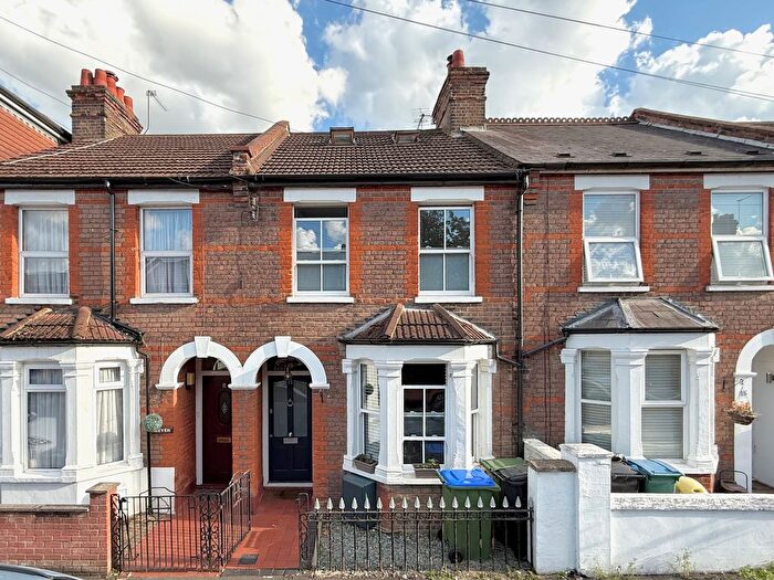 3 Bedroom Terraced House For Sale In Diamond Road, Watford, WD24
