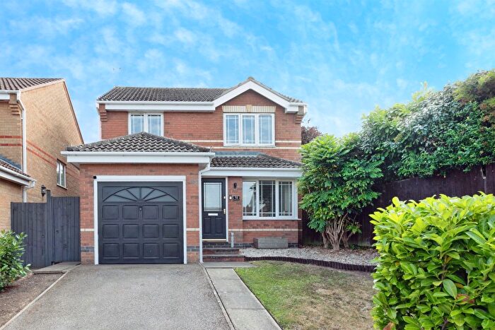3 Bedroom Detached House For Sale In Acorn Way, Silverstone, Towcester, NN12