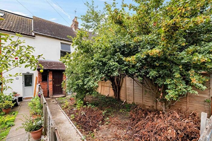3 Bedroom Terraced House For Sale In Mount Pleasant Road, Folkestone, CT20