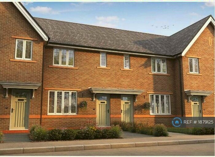 2 Bedroom Terraced House To Rent In Wisteria Drive, Nottingham, NG12