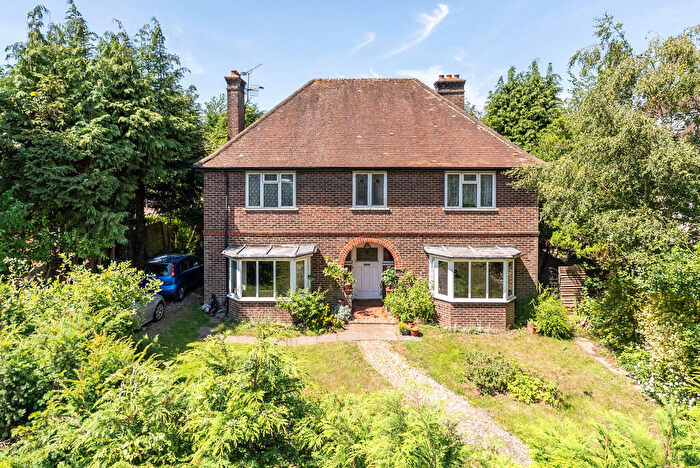 3 Bedroom Detached House For Sale In Deepdene Avenue, Dorking, RH5