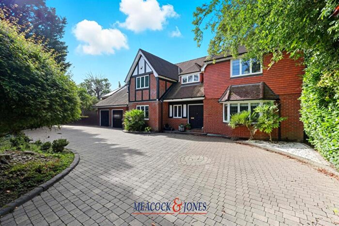 5 Bedroom Detached House For Sale In Heronway, Hutton Mount, Brentwood, CM13