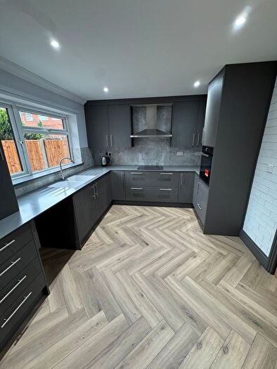 3 Bedroom Town House To Rent In Burton Road, Carlton, Nottingham, NG4