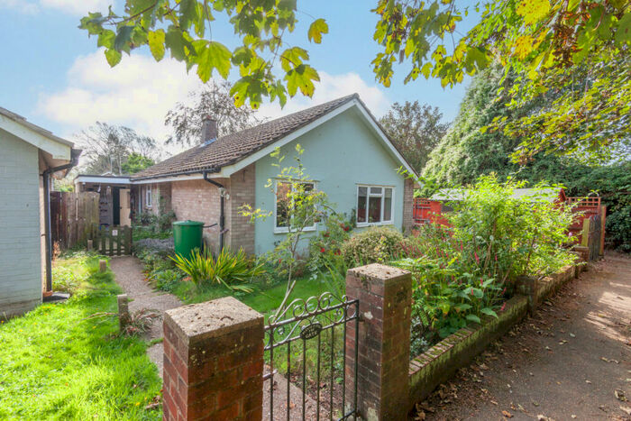 2 Bedroom Detached Bungalow For Sale In St. Andrews Place, Melton, IP12