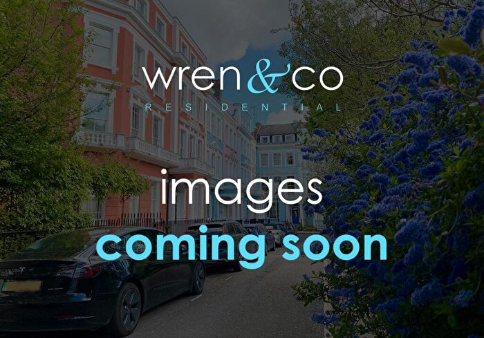 Flat To Rent In Canfield Gardens, NW6