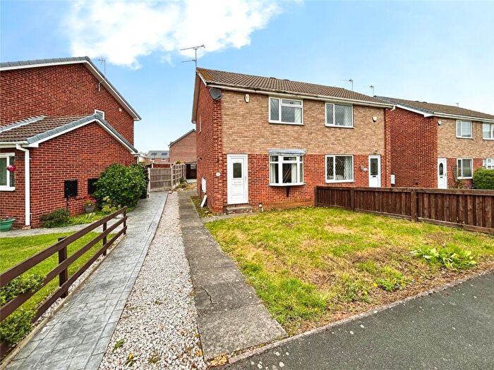 2 Bedroom Semi Detached House For Sale In Bowland Close, Bentley, Doncaster, South Yorkshire, DN5