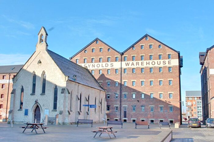 2 Bedroom Apartment For Sale In Double Reynolds, Gloucester Docks, GL1