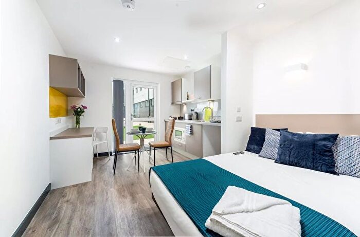 1 Bedroom Flat For Sale In Dumfries Street, Luton, LU1