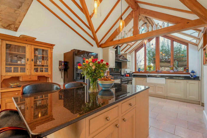 6 Bedroom Detached House For Sale In Lower End Bubbenhall, Warwickshire, CV8