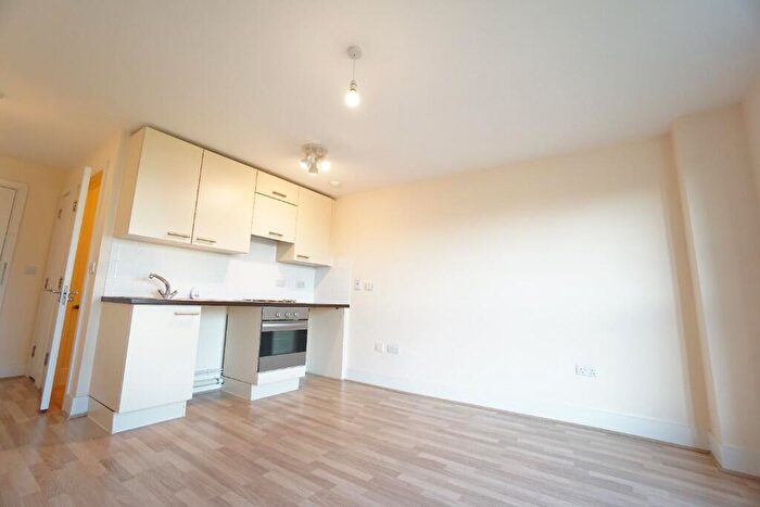 Studio To Rent In Alencon Link, Basingstoke, Hampshire, RG21