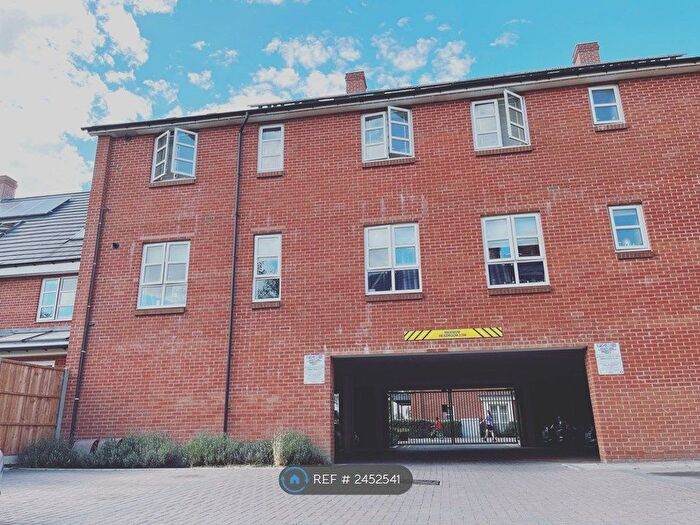 2 Bedroom Flat To Rent In Austen Court, Mitcham, CR4