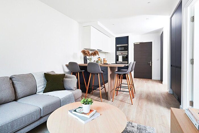 1 Bedroom Apartment To Rent In Apartment, Symphony Park, Manchester, Greater Manchester, M1