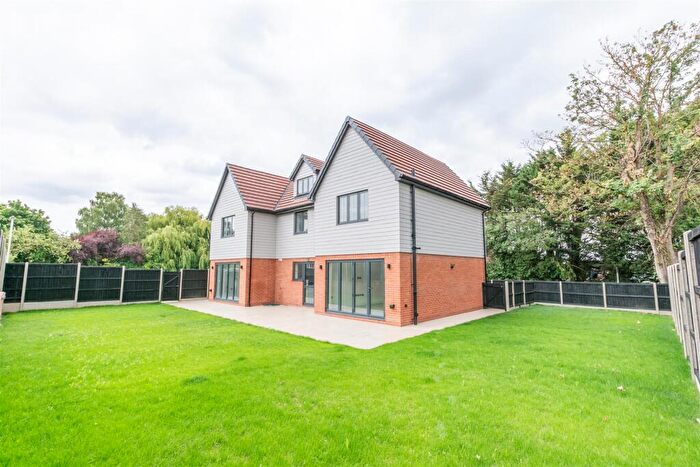 4 Bedroom Detached House For Sale In Plot - Barnmead Close, Start Hill, Bishops Stortford, CM22