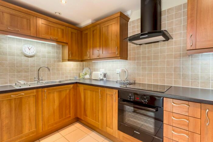 2 Bedroom Apartment To Rent In Queens Park Road Caterham, CR3