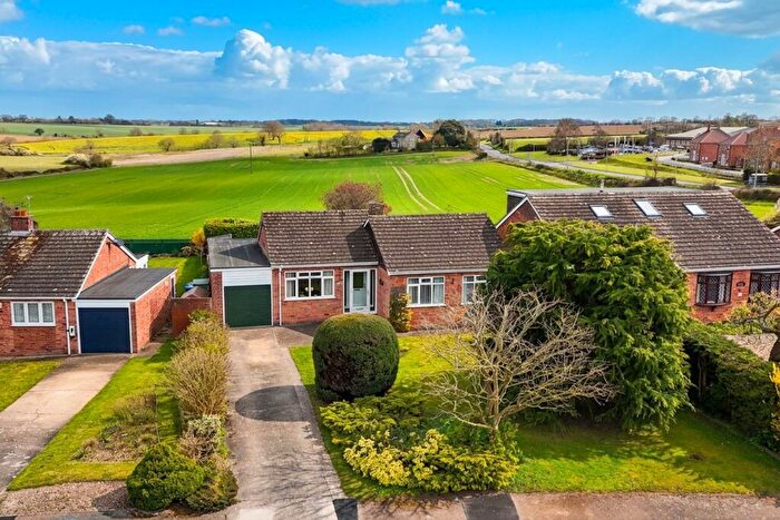 3 Bedroom Detached Bungalow For Sale In Fairfield Road, Bungay, NR35