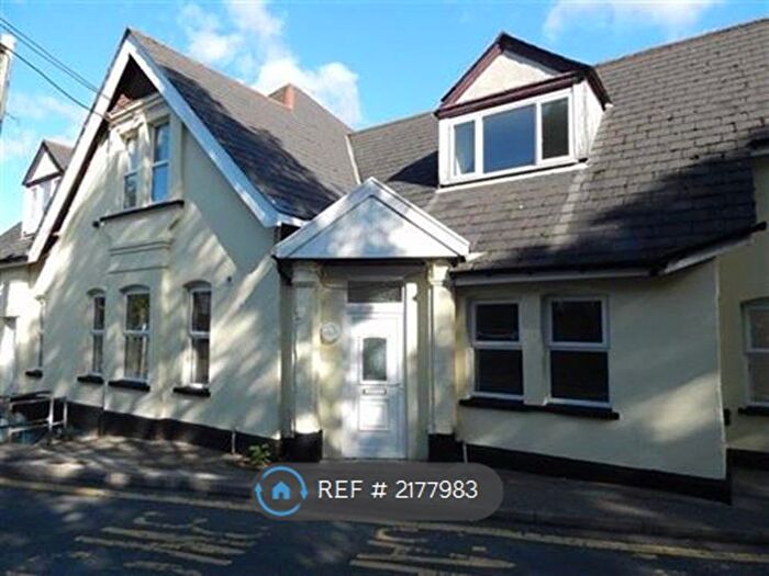 2 Bedroom Terraced House To Rent In Mount Pleasant, Abertillery, NP13