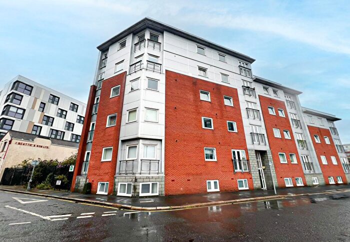 3 Bedroom Flat To Rent In Marlborough Street, Pride Quarter, Liverpool, Merseyside, L3