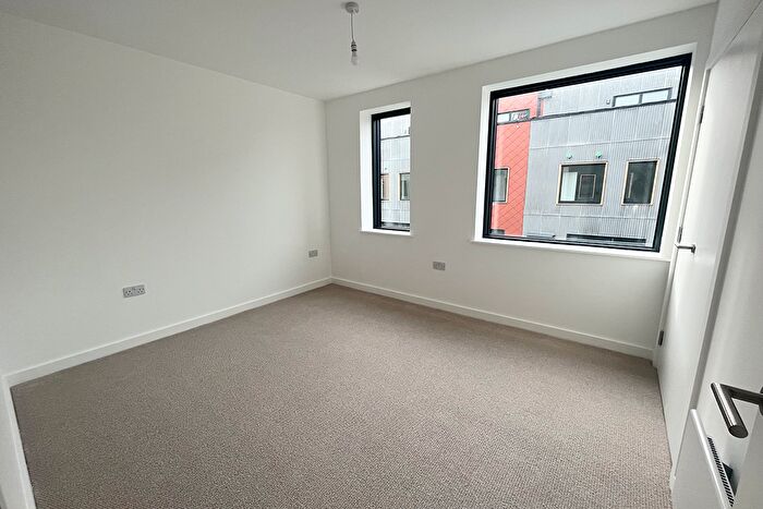 3 Bedroom Town House For Sale In Kelham Central Sheffield, S3