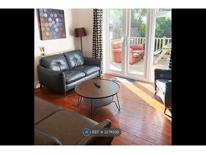 5 Bedroom Semi-Detached House To Rent In Bevendean Crescent, Brighton, BN2