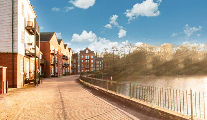 2 Bedroom Apartment To Rent In Albany Gardens, Colchester, CO2