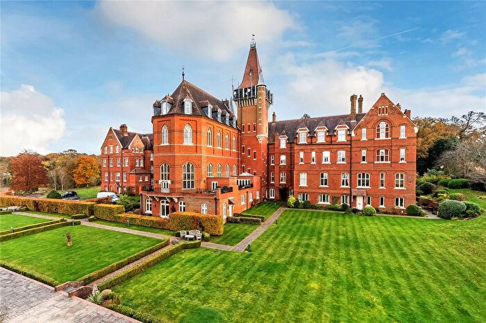 3 Bedroom Parking For Sale In Wolfs Row, Oxted, Surrey, RH8