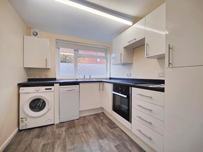2 Bedroom Apartment To Rent In Woburn Crescent, B43
