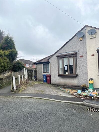 2 Bedroom Semi-Detached Bungalow For Sale In Peebles Grove, Burnley, BB11